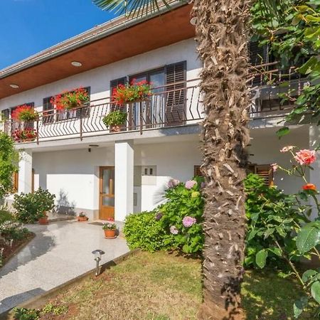 Apartment Dory By Rent Istria Пореч Экстерьер фото