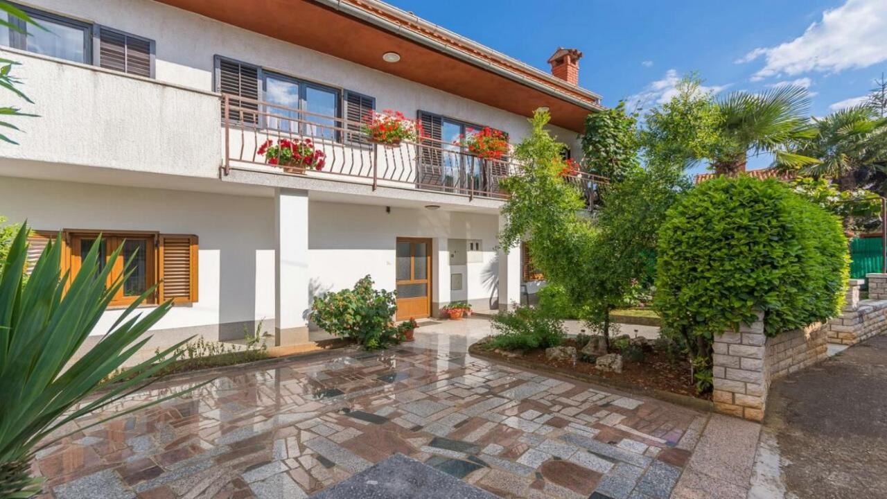 Apartment Dory By Rent Istria Пореч Экстерьер фото
